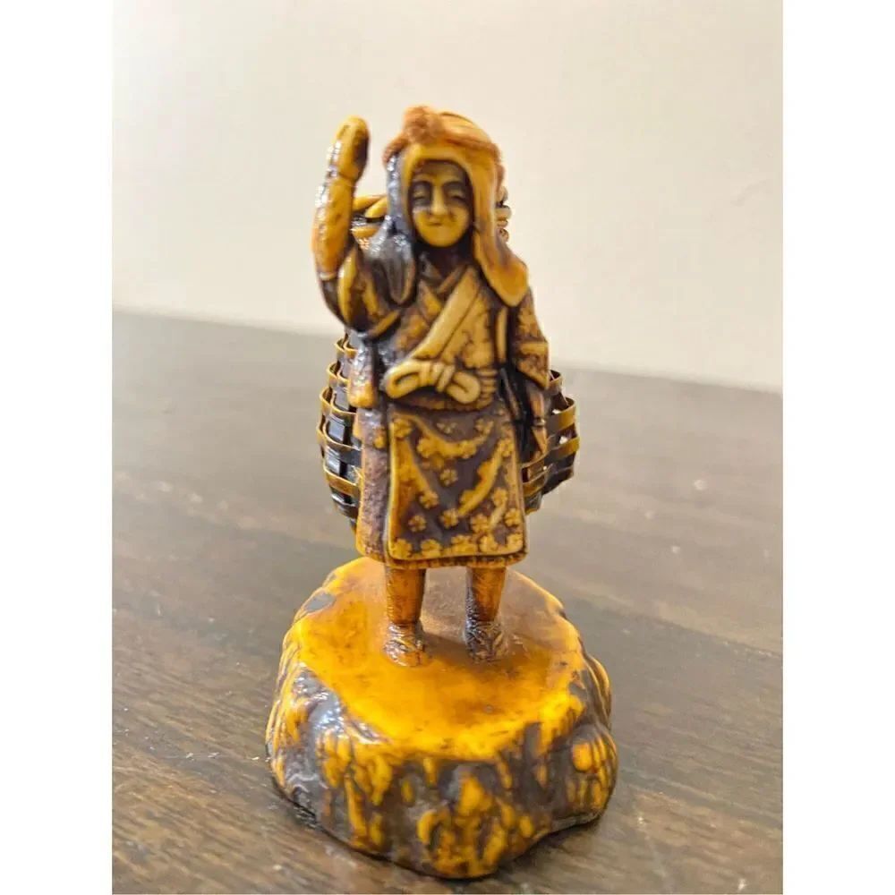 Vintage Japanese figurine
